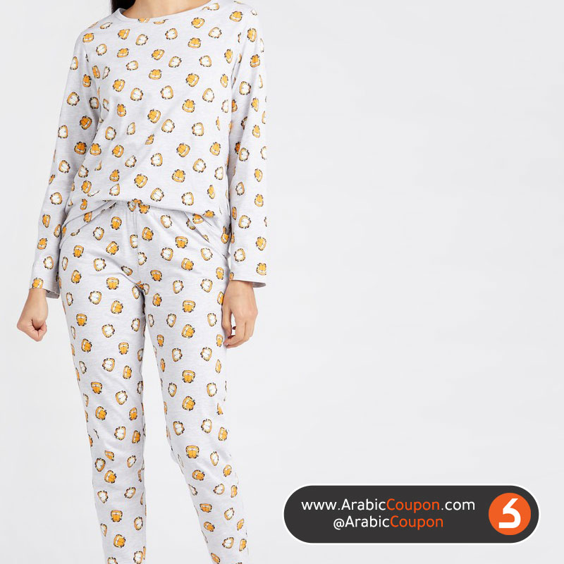 The cutest cozy women's pajamas for autumn & winter 2020 in the GCC - MaxFashion Garfield Print Pajama Set